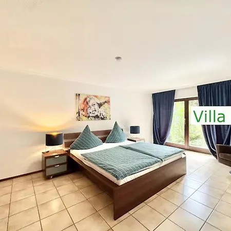 Luxury Holidays Emg Baden-baden 22p Sauna Tatil Evi
